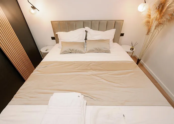 Mediterranean Oasis Old Town Appartement Split